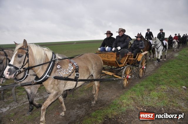 Zdjęcie w galerii na portalu naszraciborz.pl: Pogoda nie przestraszyła jeźdźców wiadomości z regionu