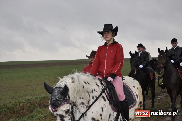 Zdjęcie w galerii na portalu naszraciborz.pl: Pogoda nie przestraszyła jeźdźców wiadomości z regionu
