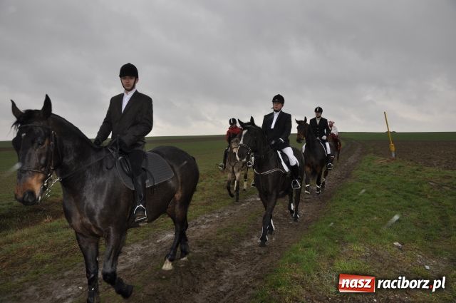 Zdjęcie w galerii na portalu naszraciborz.pl: Pogoda nie przestraszyła jeźdźców wiadomości z regionu