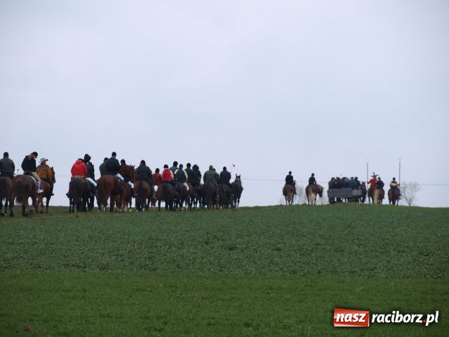 Zdjęcie w galerii na portalu naszraciborz.pl: Pogoda nie przestraszyła jeźdźców wiadomości z regionu