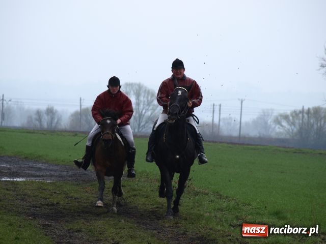 Zdjęcie w galerii na portalu naszraciborz.pl: Pogoda nie przestraszyła jeźdźców wiadomości z regionu