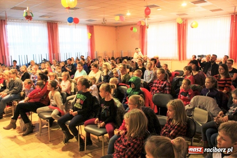 Zdjęcie w galerii na portalu naszraciborz.pl: Spektakl Koziołek Niematołek na początek ferii w gminie Krzanowice wiadomości z regionu