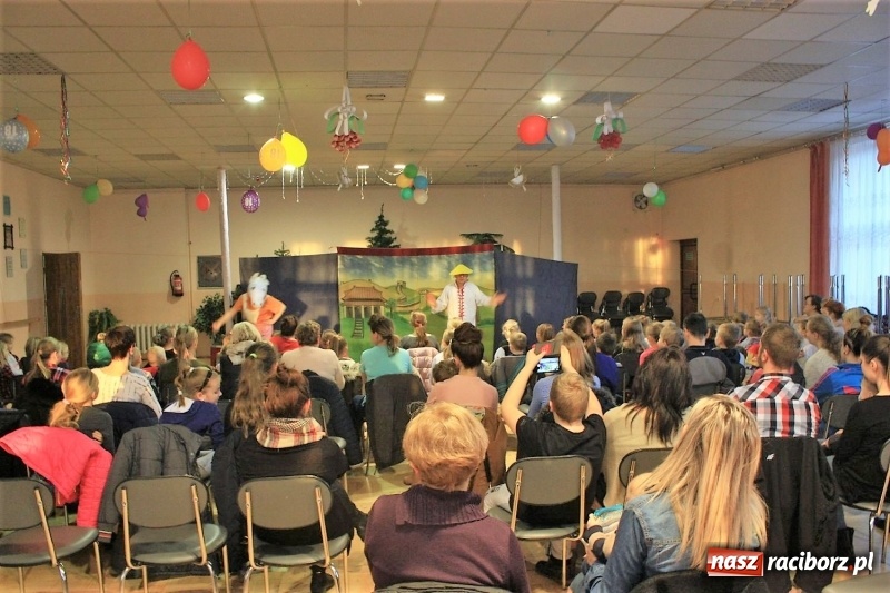 Zdjęcie w galerii na portalu naszraciborz.pl: Spektakl Koziołek Niematołek na początek ferii w gminie Krzanowice wiadomości z regionu