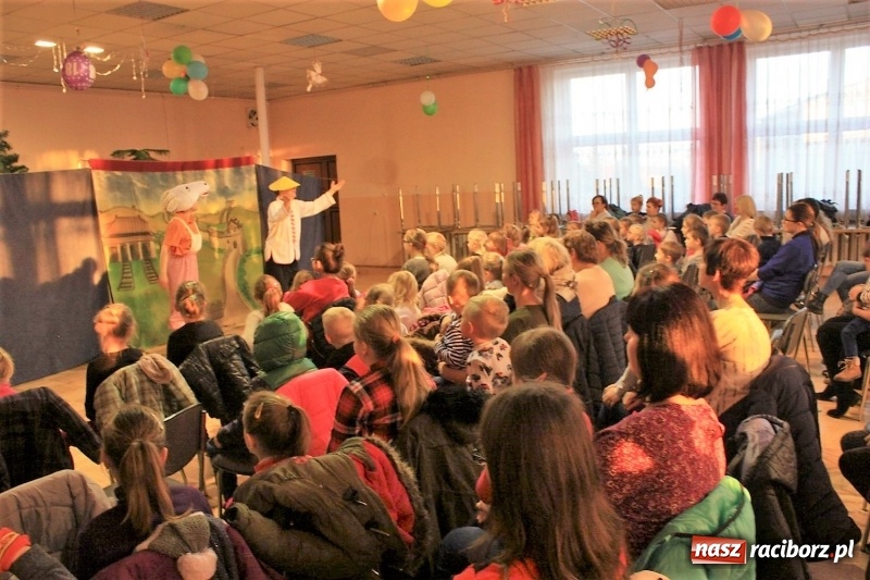 Zdjęcie w galerii na portalu naszraciborz.pl: Spektakl Koziołek Niematołek na początek ferii w gminie Krzanowice wiadomości z regionu
