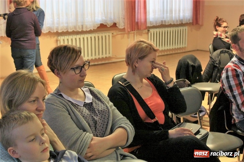 Zdjęcie w galerii na portalu naszraciborz.pl: Spektakl Koziołek Niematołek na początek ferii w gminie Krzanowice wiadomości z regionu