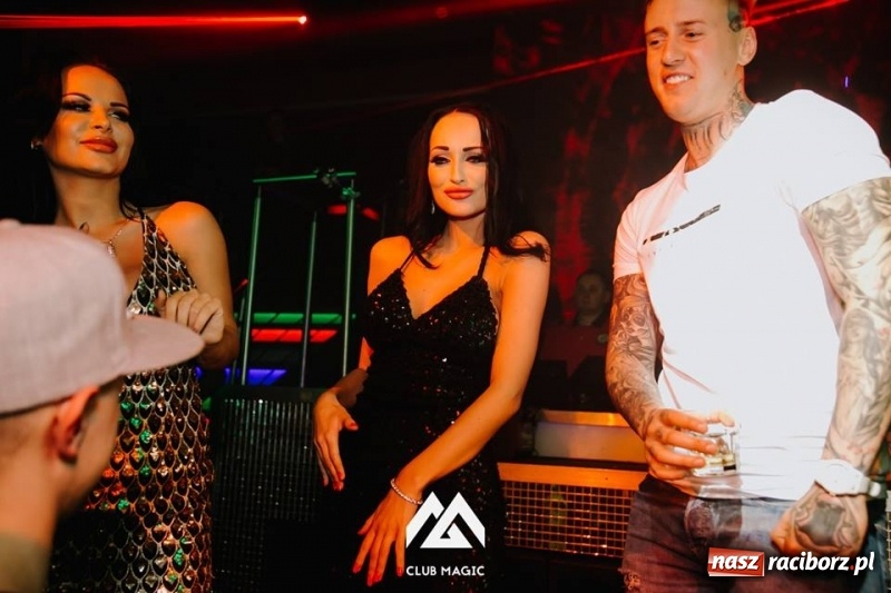 Zdjęcie w galerii na portalu naszraciborz.pl: Siostry Godlewskie w Magicu ZDJĘCIA wiadomości z regionu