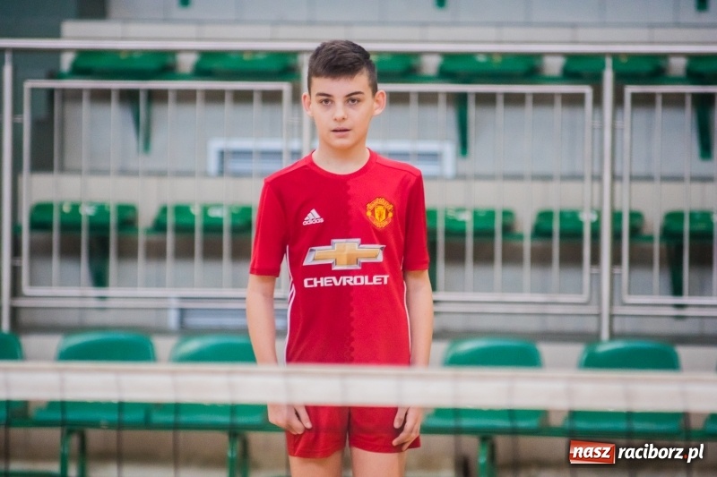 Zdjęcie w galerii na portalu naszraciborz.pl: Turniej siatkonogi w Arenie Rafako wiadomości z regionu