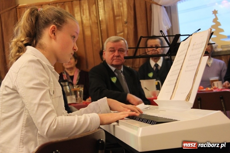 Zdjęcie w galerii na portalu naszraciborz.pl: XIII Dzień Seniora w Wojnowicach wiadomości z regionu