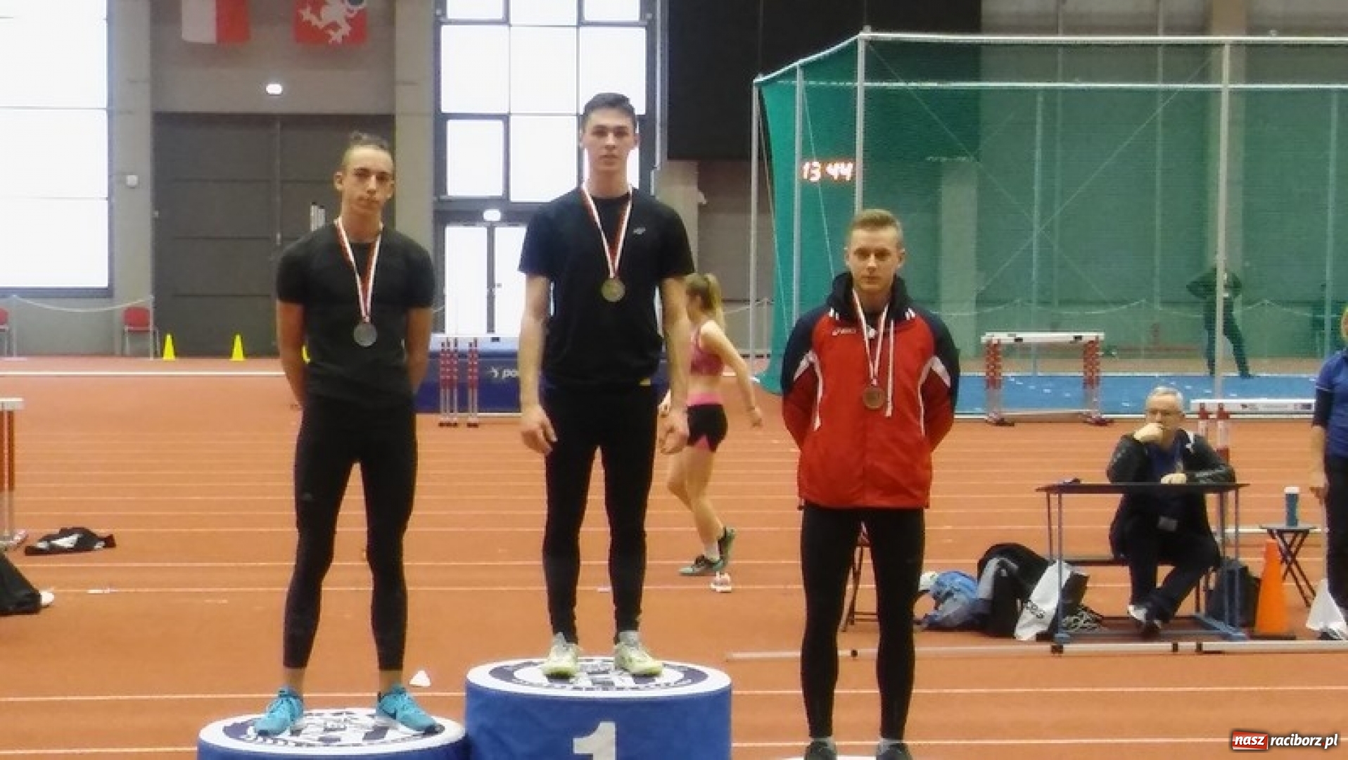 Zdjęcie w galerii na portalu naszraciborz.pl: Jedenaście halowych medali uczniów Szkoły Mistrzostwa Sportowego wiadomości z regionu