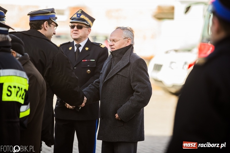 Zdjęcie w galerii na portalu naszraciborz.pl: Komendant Jan Pawnik pożegnał się ze służbą  wiadomości z regionu