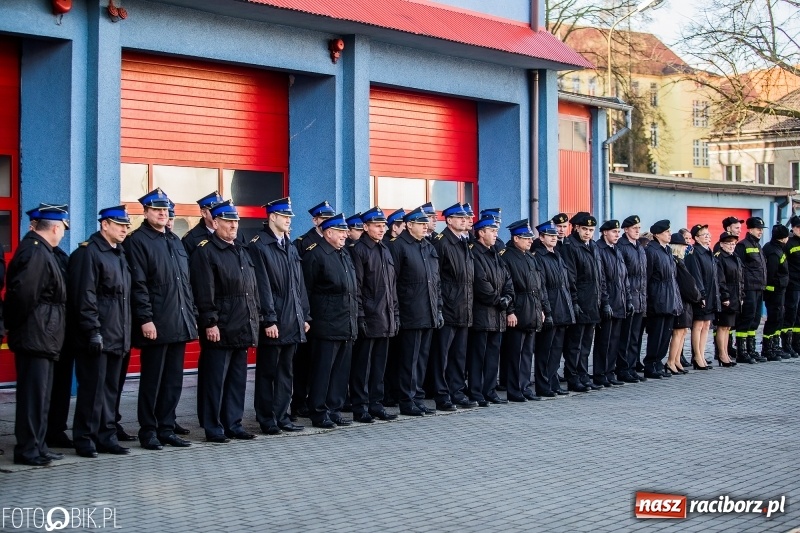 Zdjęcie w galerii na portalu naszraciborz.pl: Komendant Jan Pawnik pożegnał się ze służbą  wiadomości z regionu