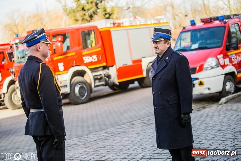 Zdjęcie w galerii na portalu naszraciborz.pl: Komendant Jan Pawnik pożegnał się ze służbą  wiadomości z regionu