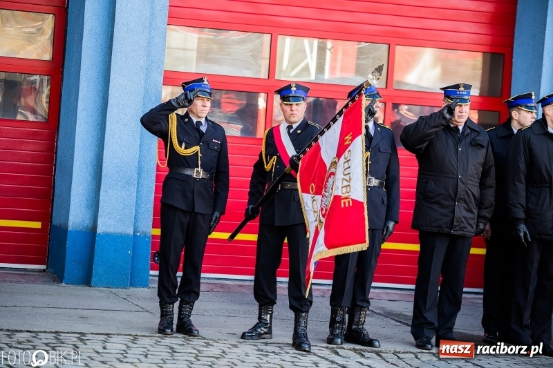 Zdjęcie w galerii na portalu naszraciborz.pl: Komendant Jan Pawnik pożegnał się ze służbą  wiadomości z regionu