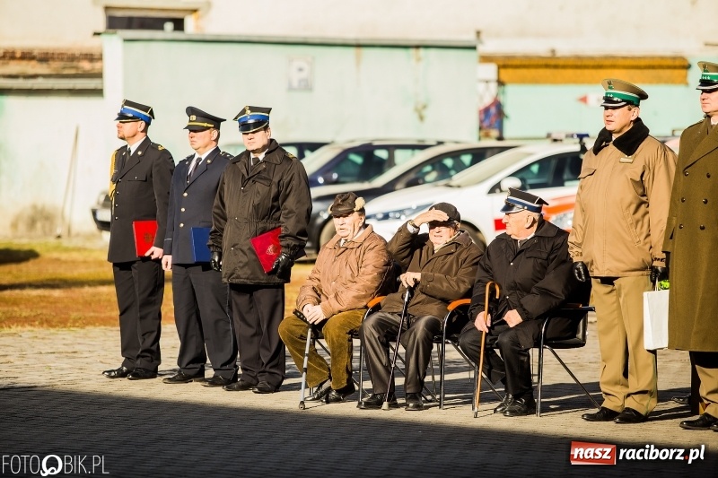 Zdjęcie w galerii na portalu naszraciborz.pl: Komendant Jan Pawnik pożegnał się ze służbą  wiadomości z regionu