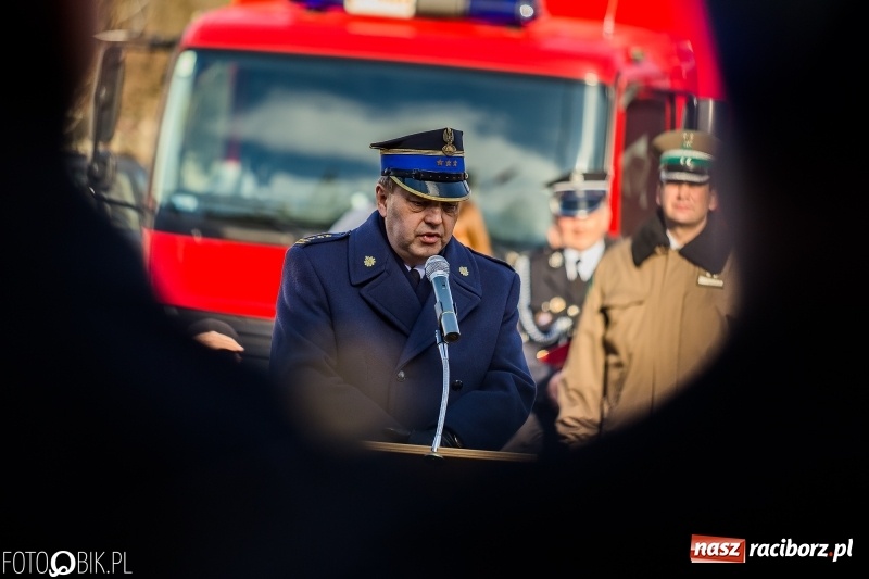 Zdjęcie w galerii na portalu naszraciborz.pl: Komendant Jan Pawnik pożegnał się ze służbą  wiadomości z regionu