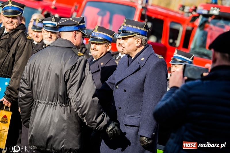Zdjęcie w galerii na portalu naszraciborz.pl: Komendant Jan Pawnik pożegnał się ze służbą  wiadomości z regionu