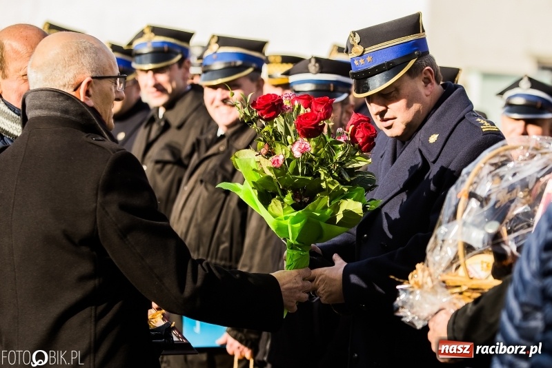 Zdjęcie w galerii na portalu naszraciborz.pl: Komendant Jan Pawnik pożegnał się ze służbą  wiadomości z regionu