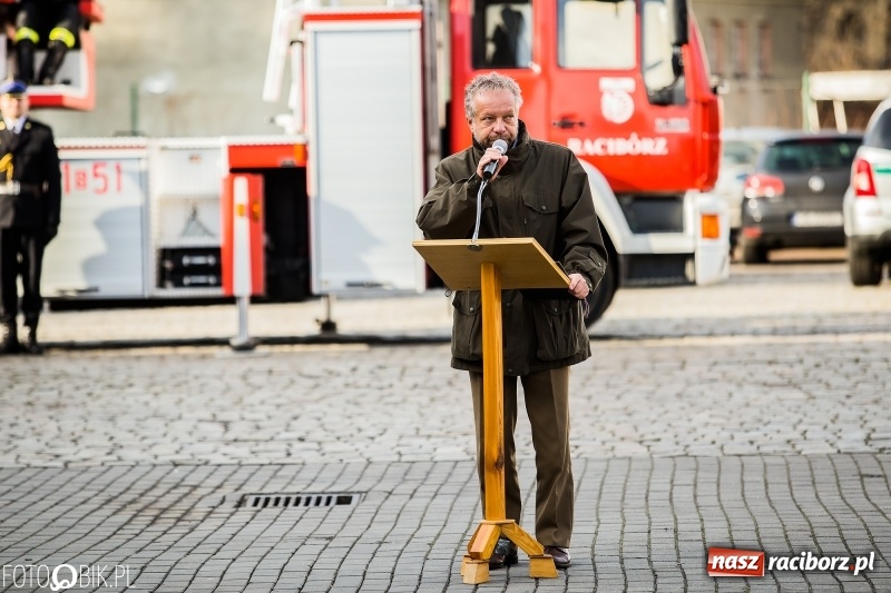 Zdjęcie w galerii na portalu naszraciborz.pl: Komendant Jan Pawnik pożegnał się ze służbą  wiadomości z regionu
