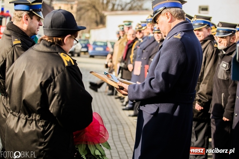 Zdjęcie w galerii na portalu naszraciborz.pl: Komendant Jan Pawnik pożegnał się ze służbą  wiadomości z regionu