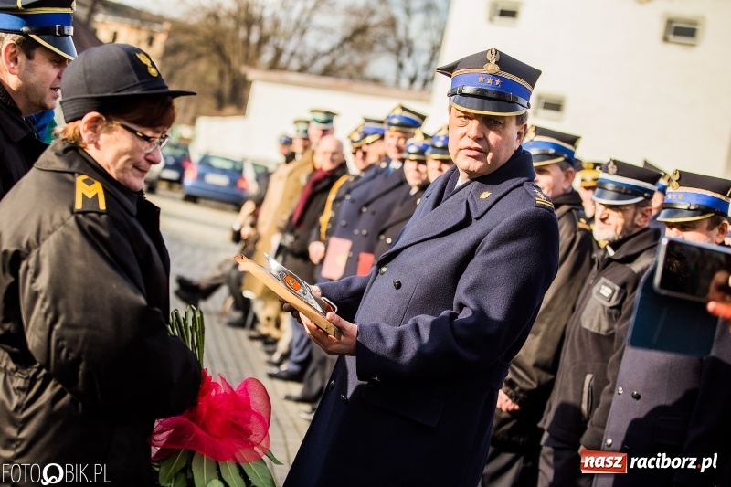 Zdjęcie w galerii na portalu naszraciborz.pl: Komendant Jan Pawnik pożegnał się ze służbą  wiadomości z regionu