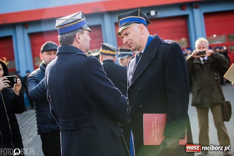 Zdjęcie w galerii na portalu naszraciborz.pl: Komendant Jan Pawnik pożegnał się ze służbą  wiadomości z regionu