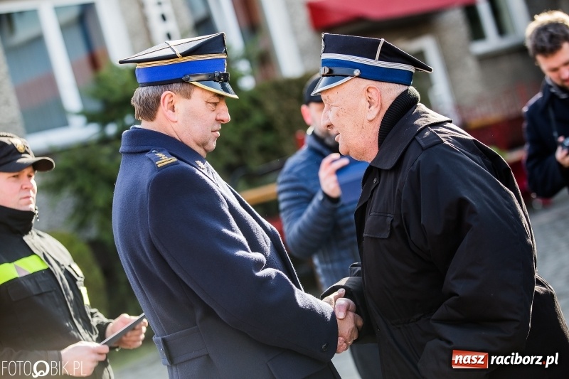 Zdjęcie w galerii na portalu naszraciborz.pl: Komendant Jan Pawnik pożegnał się ze służbą  wiadomości z regionu