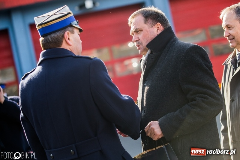 Zdjęcie w galerii na portalu naszraciborz.pl: Komendant Jan Pawnik pożegnał się ze służbą  wiadomości z regionu