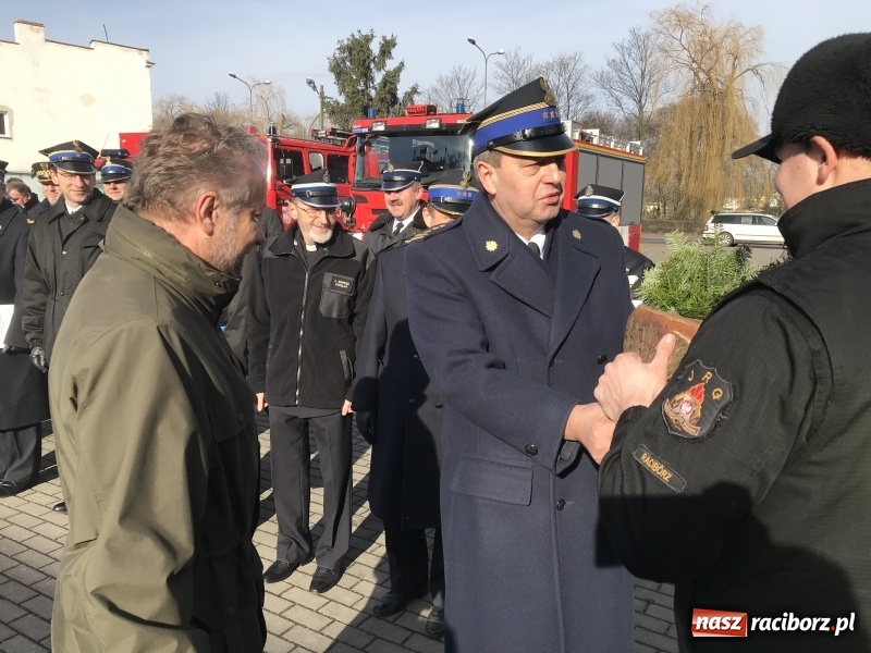 Zdjęcie w galerii na portalu naszraciborz.pl: Komendant Jan Pawnik pożegnał się ze służbą  wiadomości z regionu