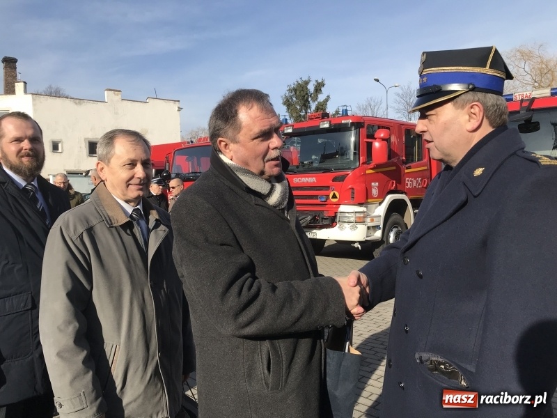 Zdjęcie w galerii na portalu naszraciborz.pl: Komendant Jan Pawnik pożegnał się ze służbą  wiadomości z regionu