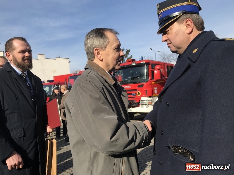 Zdjęcie w galerii na portalu naszraciborz.pl: Komendant Jan Pawnik pożegnał się ze służbą  wiadomości z regionu