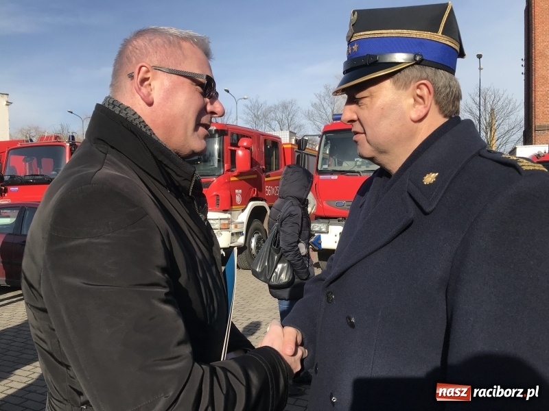 Zdjęcie w galerii na portalu naszraciborz.pl: Komendant Jan Pawnik pożegnał się ze służbą  wiadomości z regionu