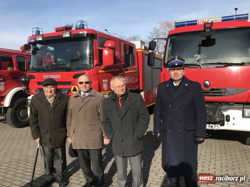 Zdjęcie w galerii na portalu naszraciborz.pl: Komendant Jan Pawnik pożegnał się ze służbą  wiadomości z regionu