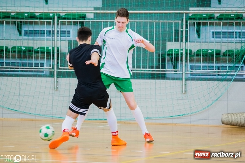 Zdjęcie w galerii na portalu naszraciborz.pl: Piłkarskie zmagania w Arenie Rafako, czyli Zima w Mieście 2018 wiadomości z regionu
