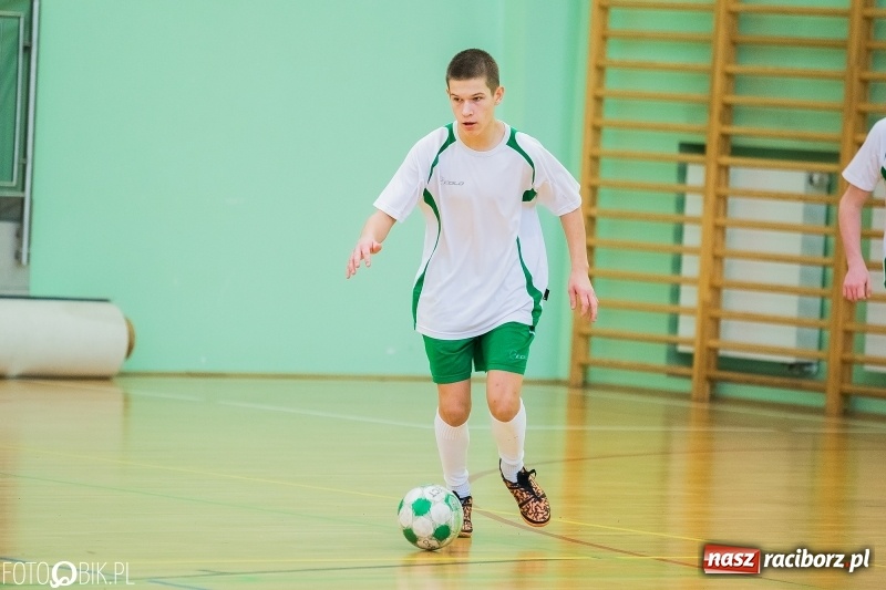 Zdjęcie w galerii na portalu naszraciborz.pl: Piłkarskie zmagania w Arenie Rafako, czyli Zima w Mieście 2018 wiadomości z regionu