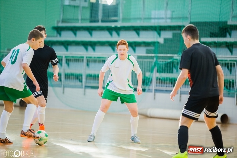 Zdjęcie w galerii na portalu naszraciborz.pl: Piłkarskie zmagania w Arenie Rafako, czyli Zima w Mieście 2018 wiadomości z regionu
