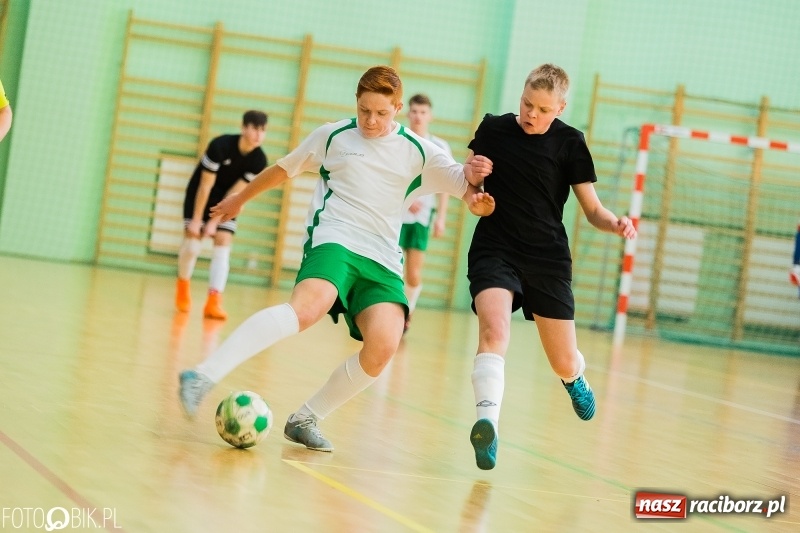 Zdjęcie w galerii na portalu naszraciborz.pl: Piłkarskie zmagania w Arenie Rafako, czyli Zima w Mieście 2018 wiadomości z regionu