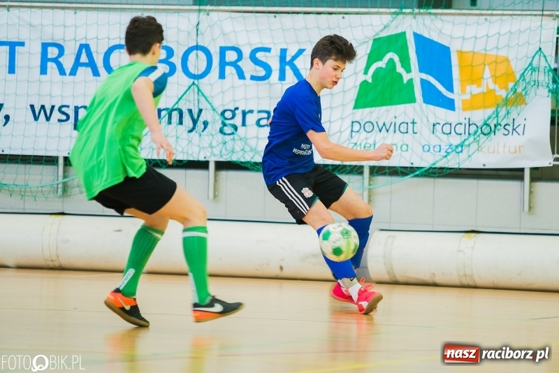 Zdjęcie w galerii na portalu naszraciborz.pl: Piłkarskie zmagania w Arenie Rafako, czyli Zima w Mieście 2018 wiadomości z regionu