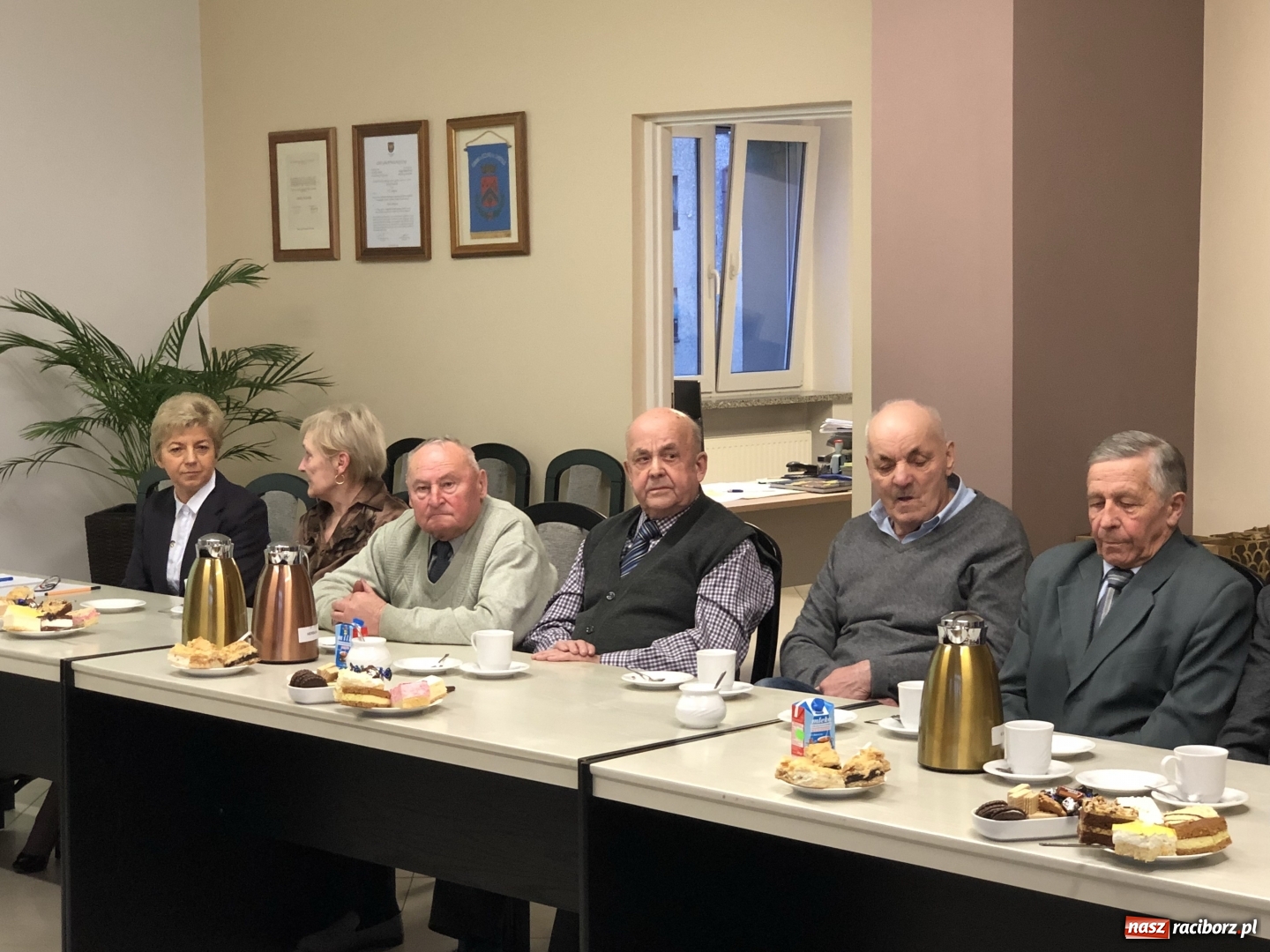 Zdjęcie w galerii na portalu naszraciborz.pl: W Rudniku wręczono honorowe odznaczenia zasłużonym dla gminy  wiadomości z regionu