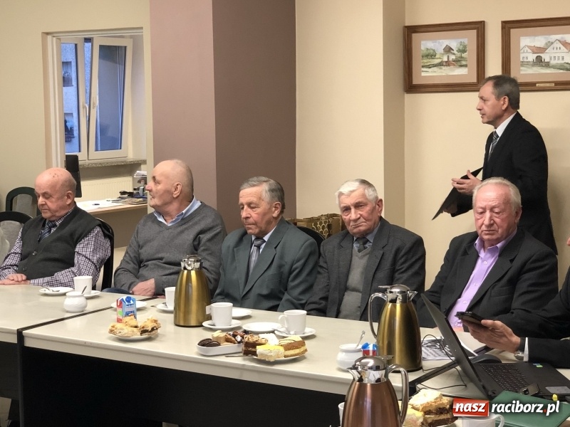 Zdjęcie w galerii na portalu naszraciborz.pl: W Rudniku wręczono honorowe odznaczenia zasłużonym dla gminy  wiadomości z regionu