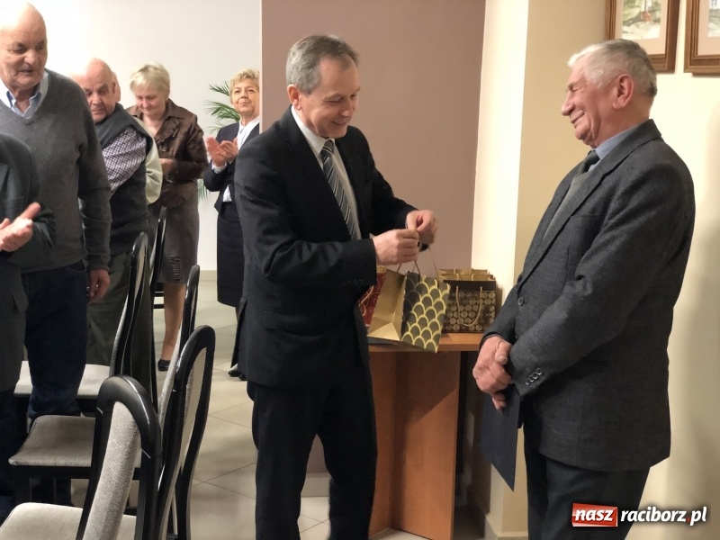 Zdjęcie w galerii na portalu naszraciborz.pl: W Rudniku wręczono honorowe odznaczenia zasłużonym dla gminy  wiadomości z regionu
