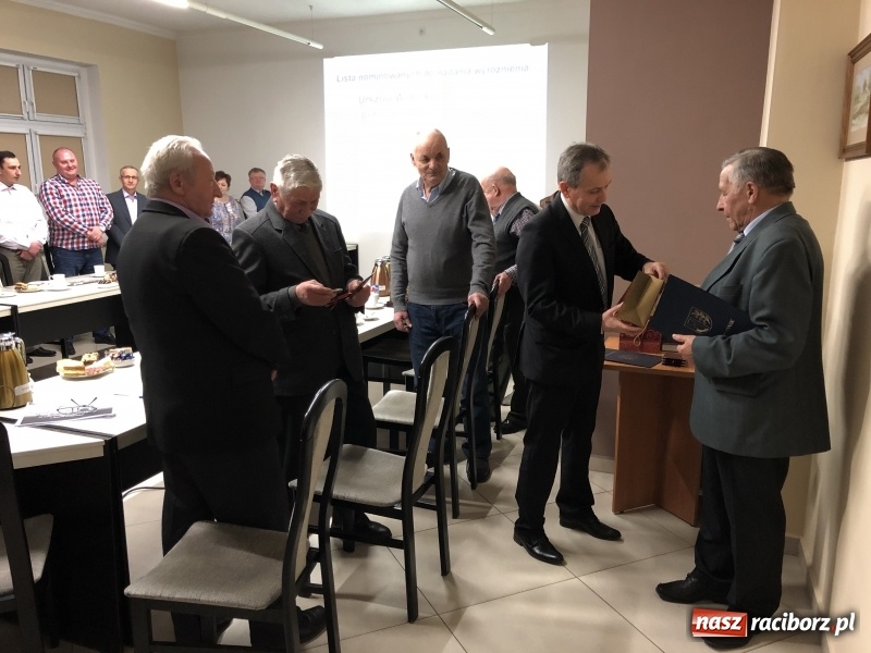 Zdjęcie w galerii na portalu naszraciborz.pl: W Rudniku wręczono honorowe odznaczenia zasłużonym dla gminy  wiadomości z regionu