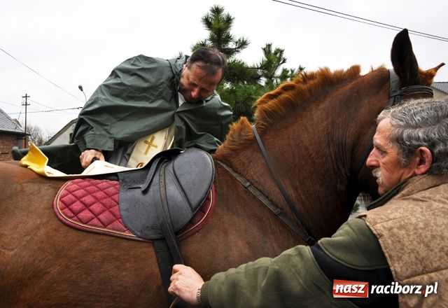Zdjęcie w galerii na portalu naszraciborz.pl: Skąd się wzięły wielkanocne procesje konne wiadomości z regionu