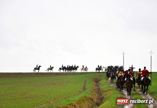 Zdjęcie w galerii na portalu naszraciborz.pl: Skąd się wzięły wielkanocne procesje konne wiadomości z regionu