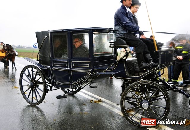 Zdjęcie w galerii na portalu naszraciborz.pl: Skąd się wzięły wielkanocne procesje konne wiadomości z regionu