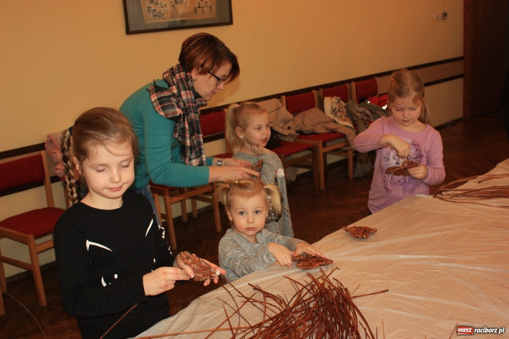 Zdjęcie w galerii na portalu naszraciborz.pl: Kolejna akcja w ramach ferii zimowych w Krzanowicach za nami wiadomości z regionu