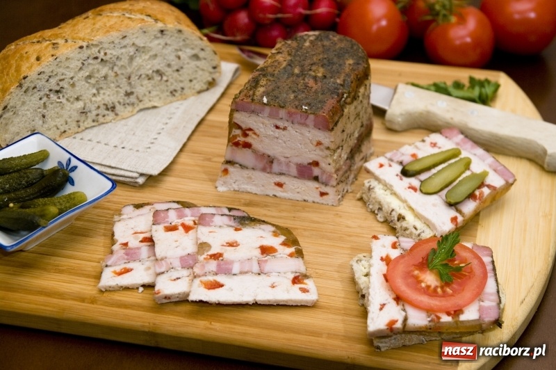 Zdjęcie w galerii na portalu naszraciborz.pl: Moja pierwsza domowa wędlina. Ależ to proste! wiadomości z regionu