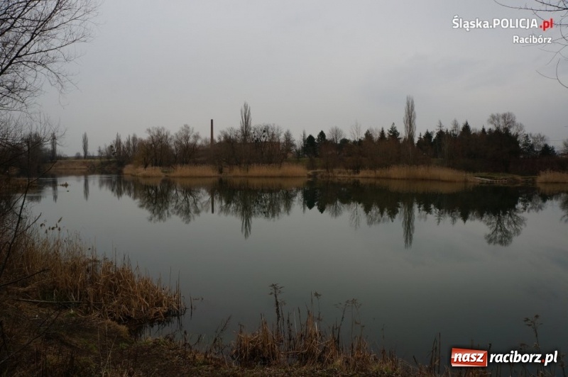 Zdjęcie w galerii na portalu naszraciborz.pl: Dzielnicowi wspólnie z ratownikami WOPR kontrolowali zbiorniki wodne wiadomości z regionu