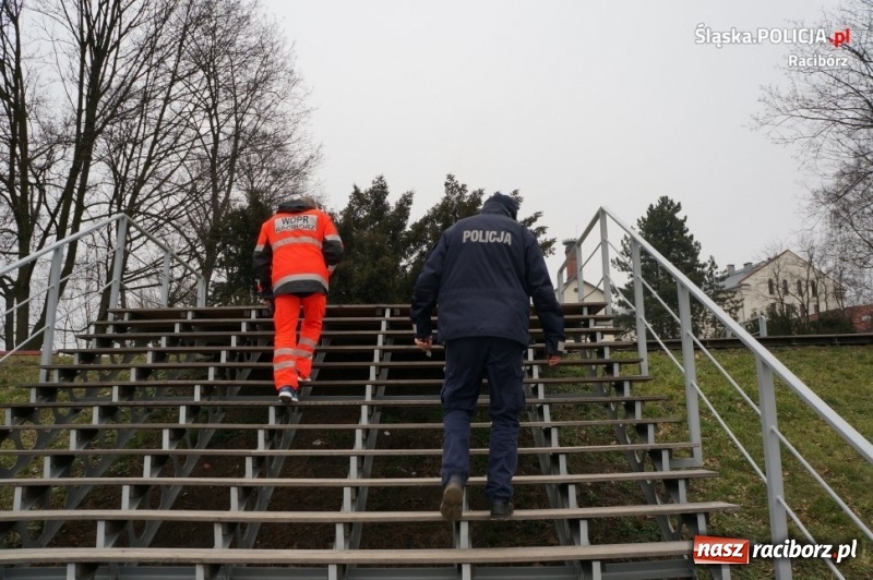 Zdjęcie w galerii na portalu naszraciborz.pl: Dzielnicowi wspólnie z ratownikami WOPR kontrolowali zbiorniki wodne wiadomości z regionu