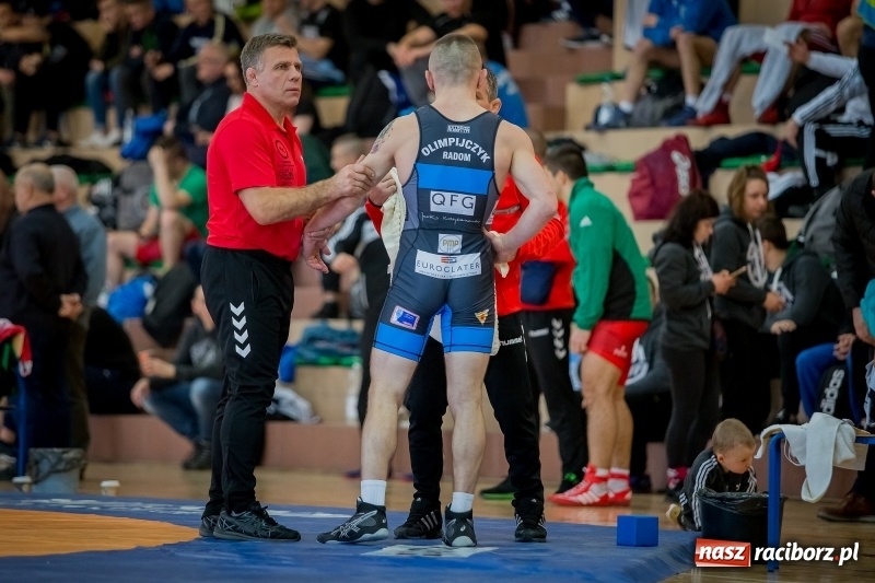 Zdjęcie w galerii na portalu naszraciborz.pl: Puchar Polski seniorów w zapasach w stylu klasycznym i zapasach kobiet w Rudniku wiadomości z regionu
