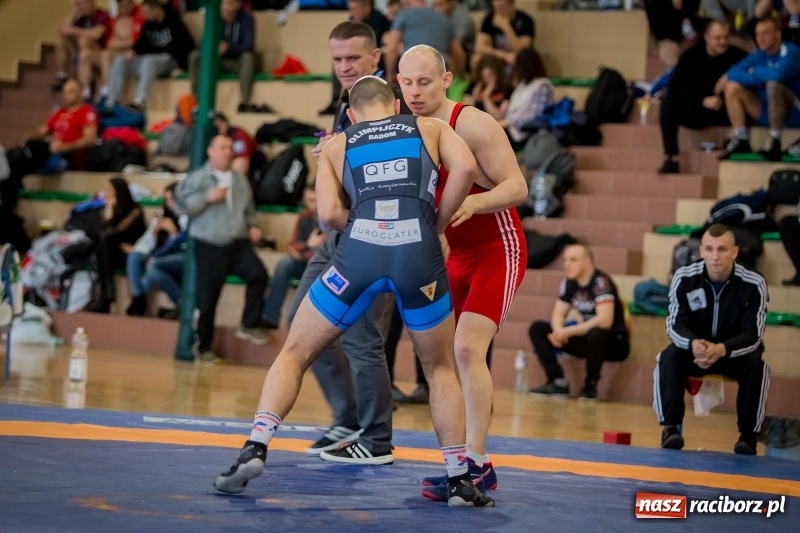 Zdjęcie w galerii na portalu naszraciborz.pl: Puchar Polski seniorów w zapasach w stylu klasycznym i zapasach kobiet w Rudniku wiadomości z regionu